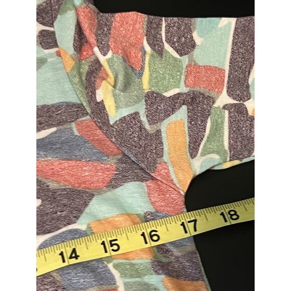 LulaRoe XXS Buttery Soft perfect T Multi Color Geometric Pattern - Picture 10 of 11